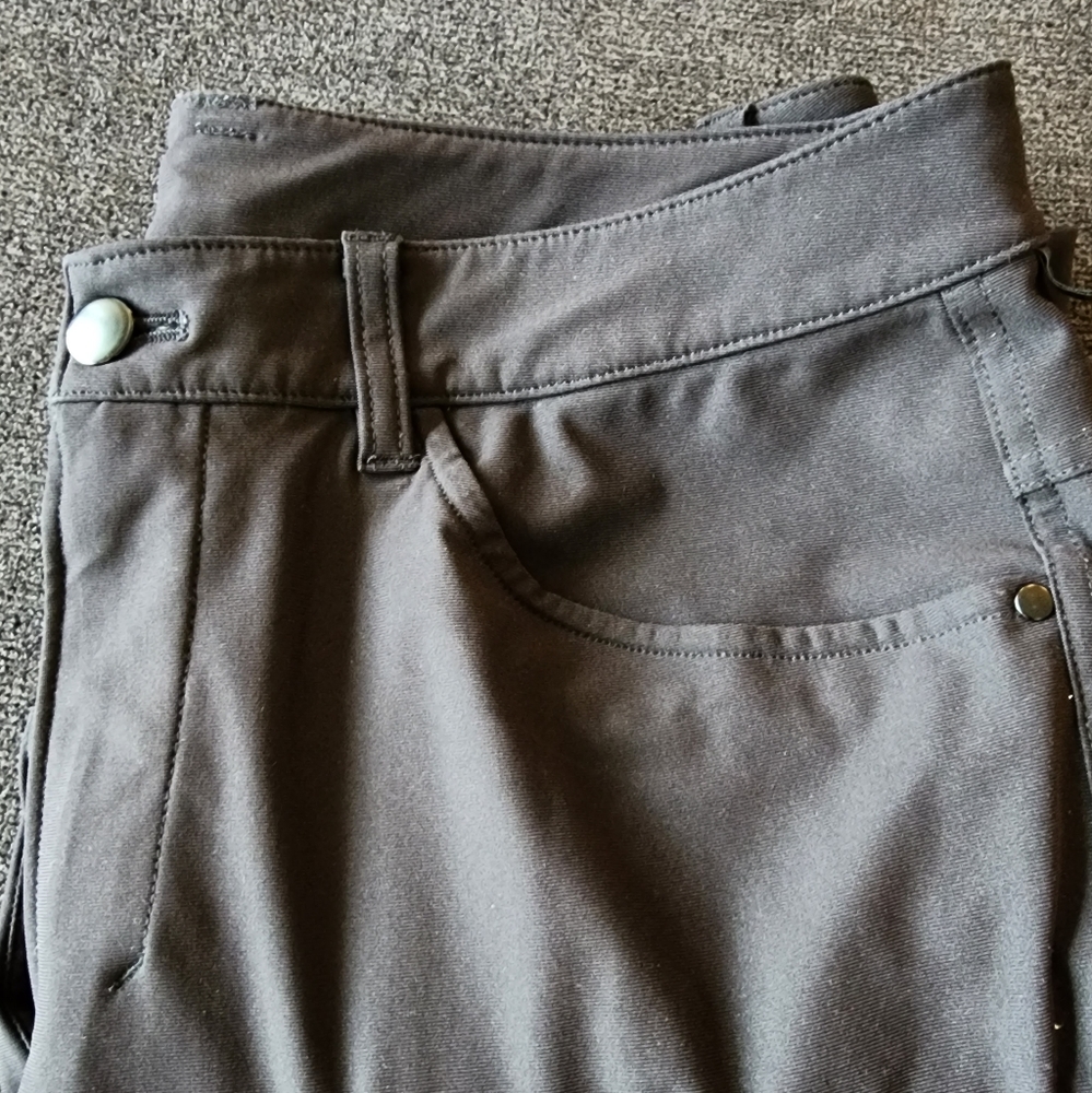 Lululemon ABC Slim-Fit 5 Pocket Pant 32" Warpstreme - Black - 31" Waist